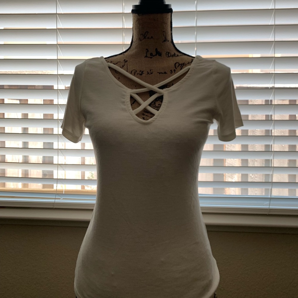 White fitted blouse